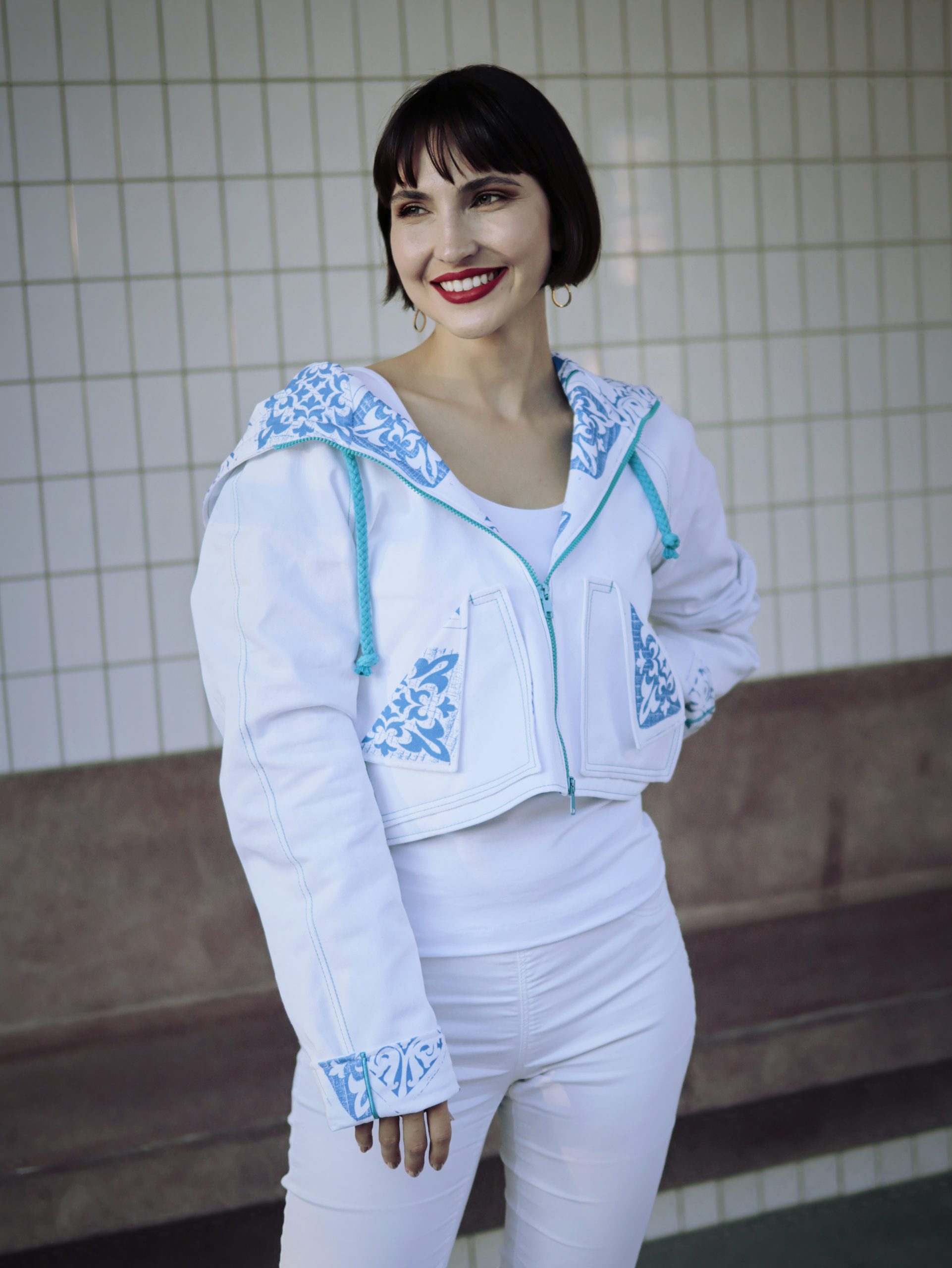 Bunda bílá tyrkis2