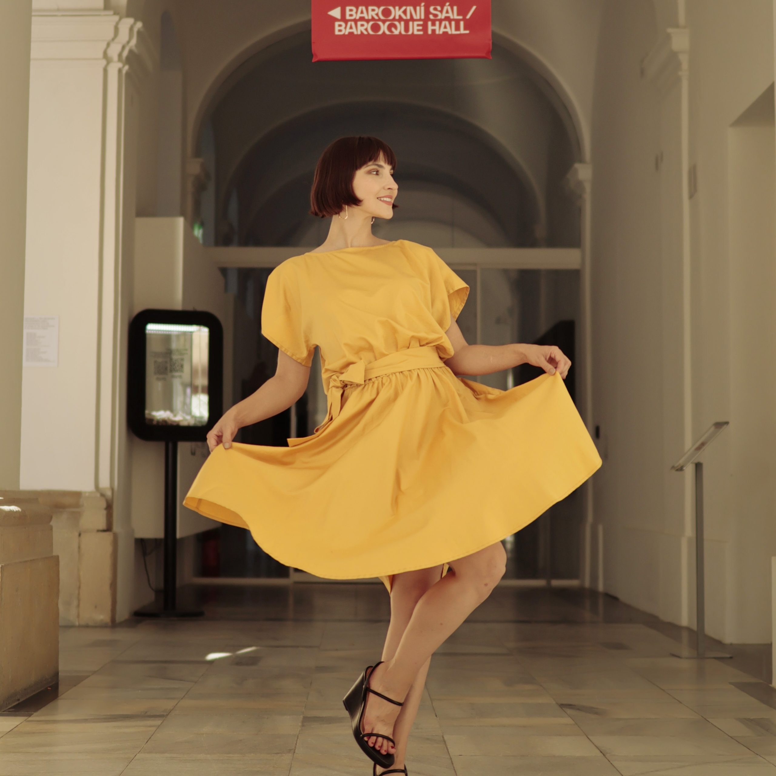 Šaty ViskozaI žluté 3