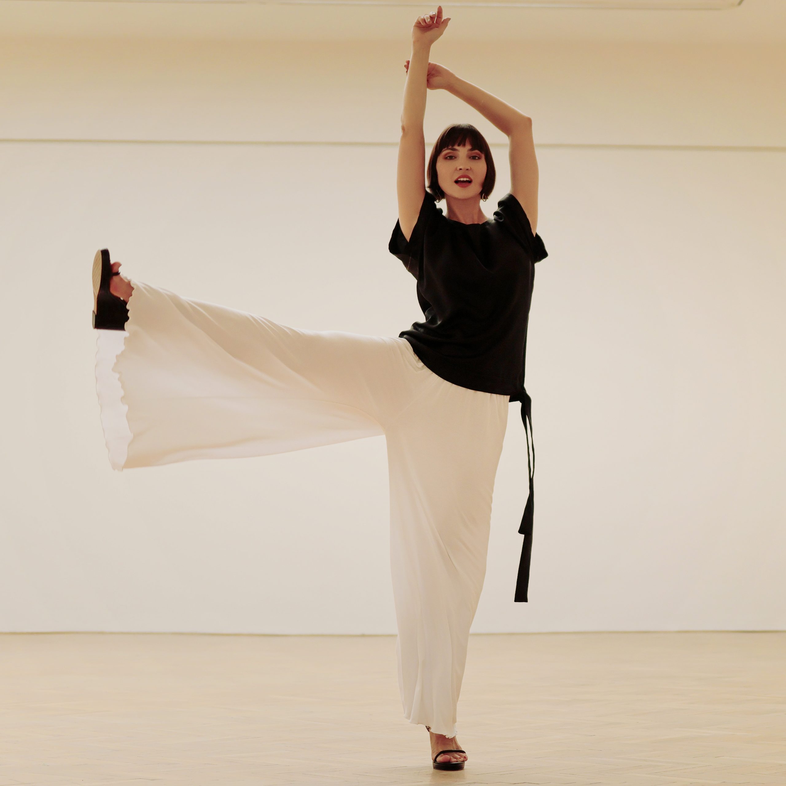 Top Hedvábí černý3