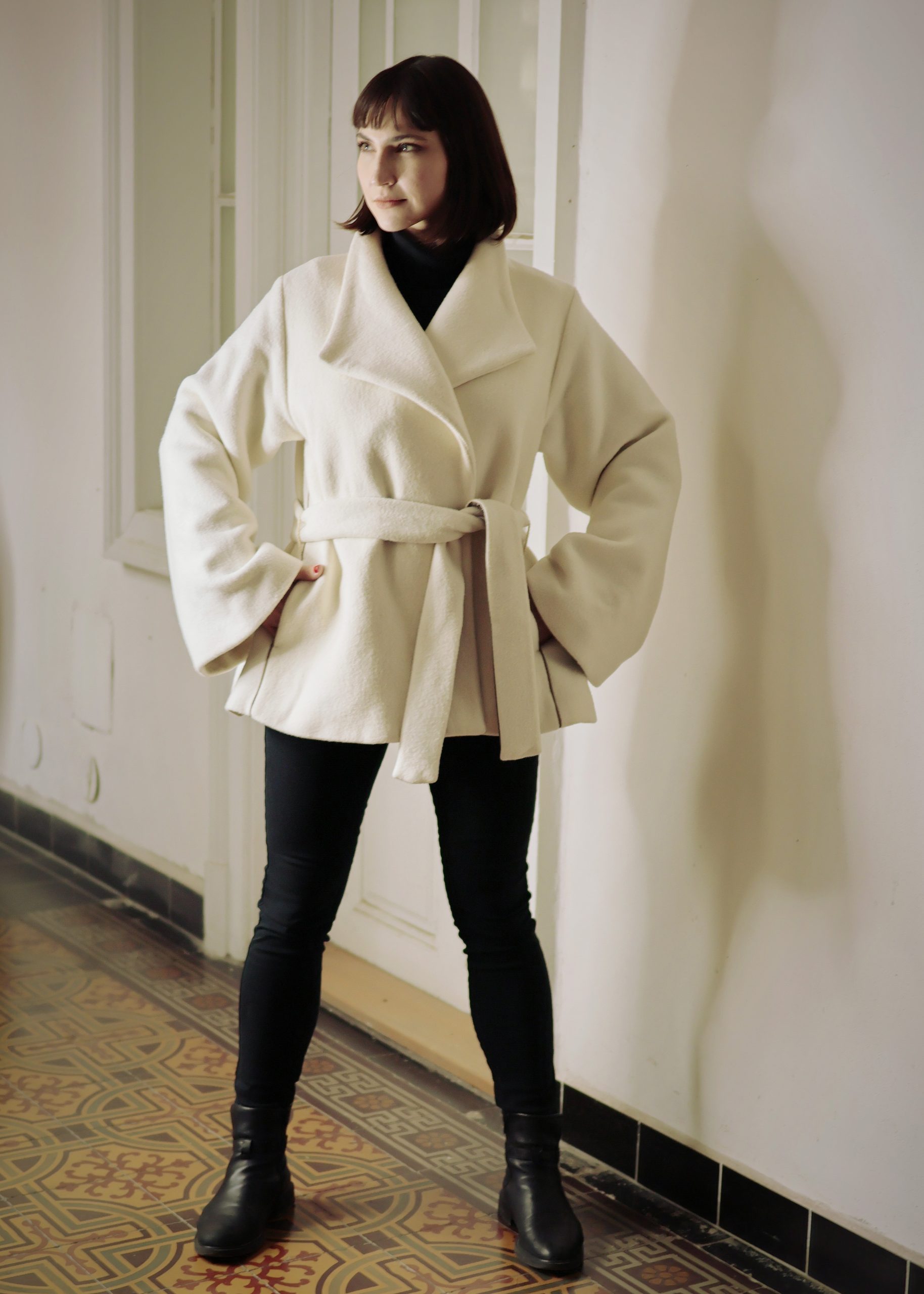 kabátek krátký bílý3