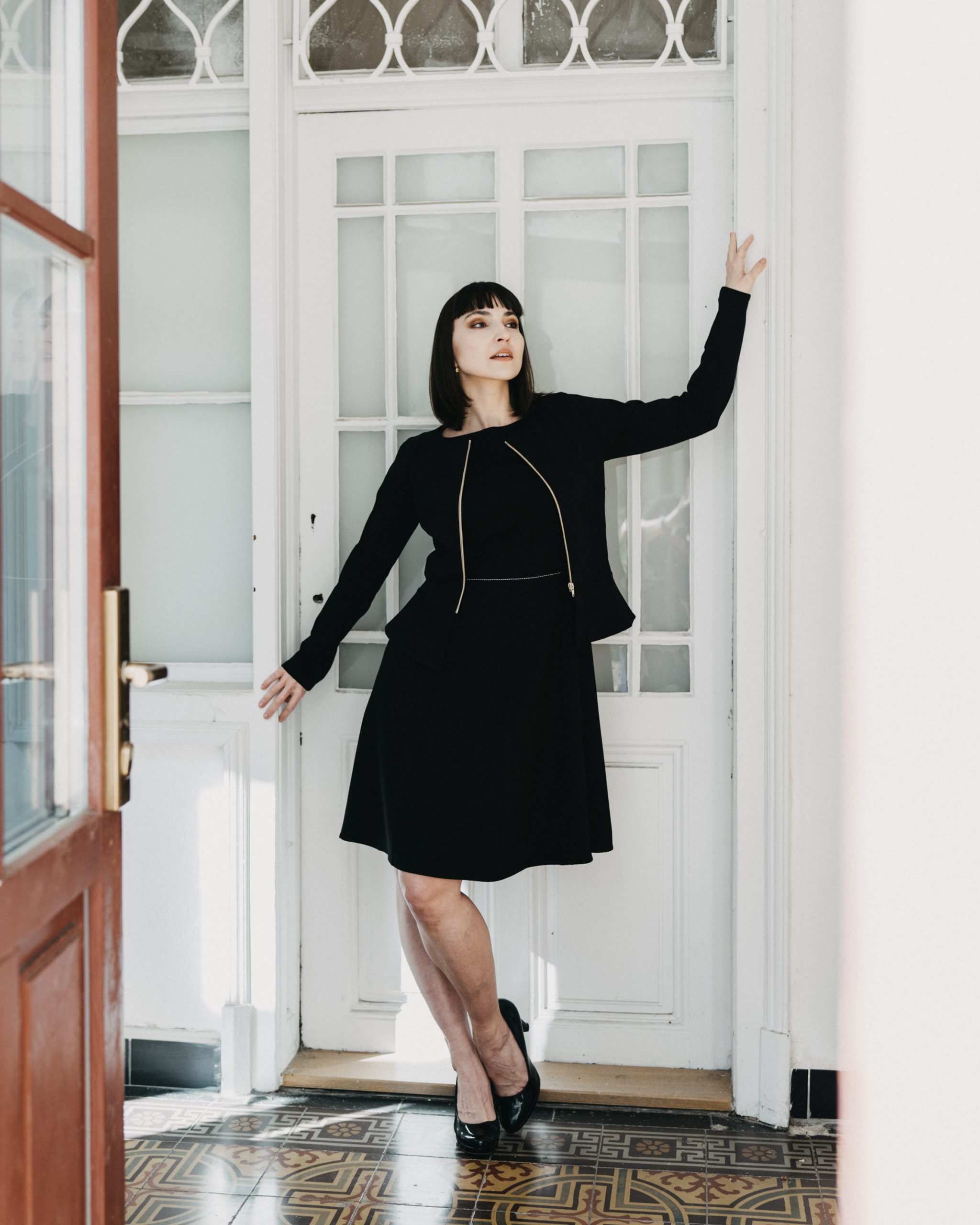 sako Bary černé, šaty Alton černé 2