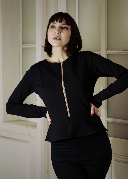 Sako Bary černobéžové