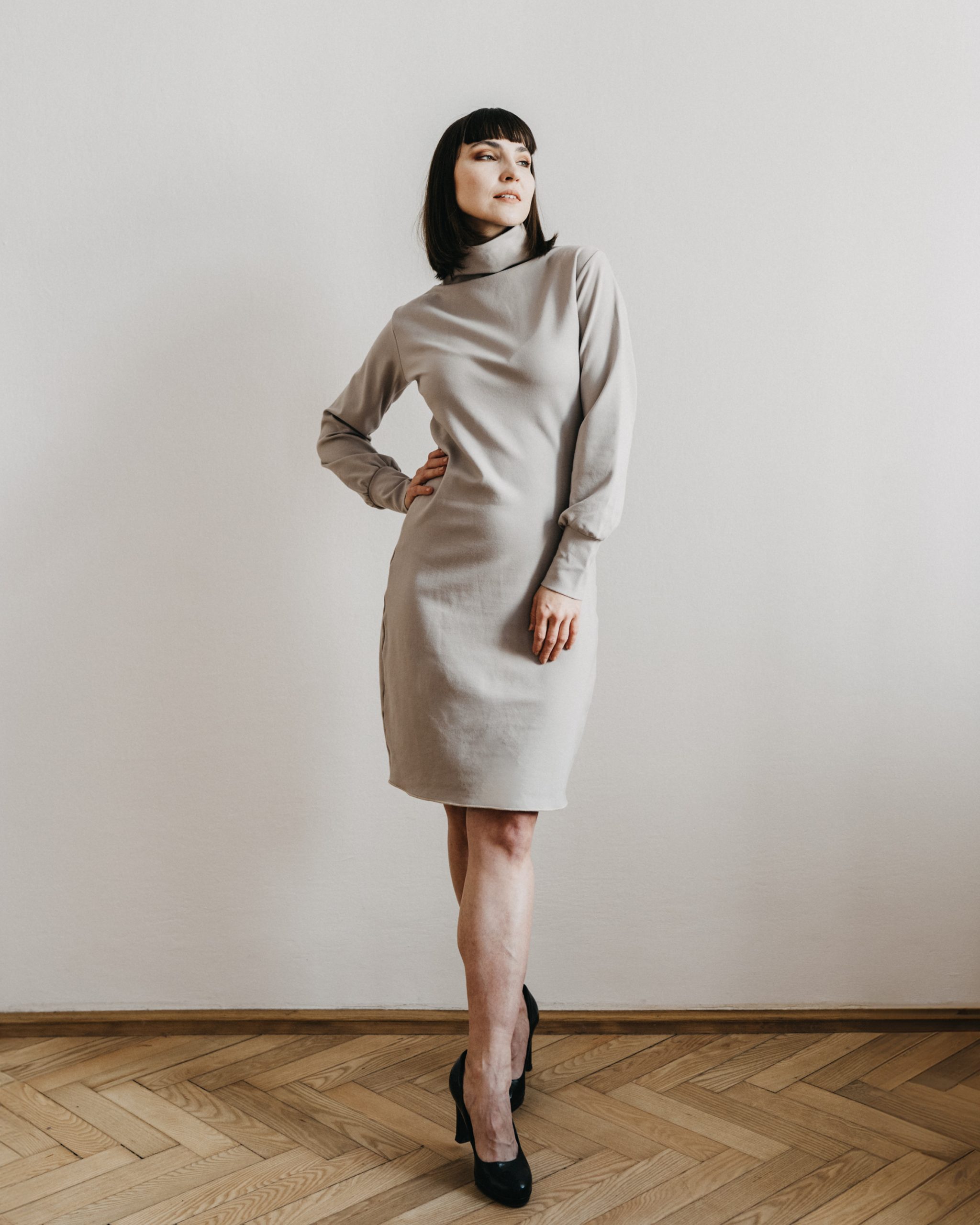 šaty Denton béžové 2